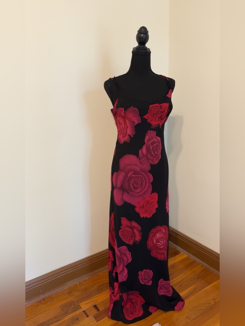 Y2K Heart Soul Black Maxi Dress with Red Rose Print